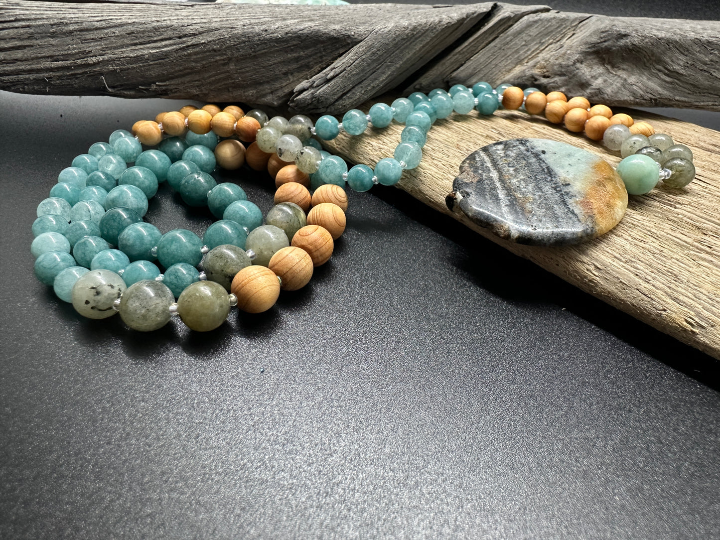 The Oracle of Tides Mala